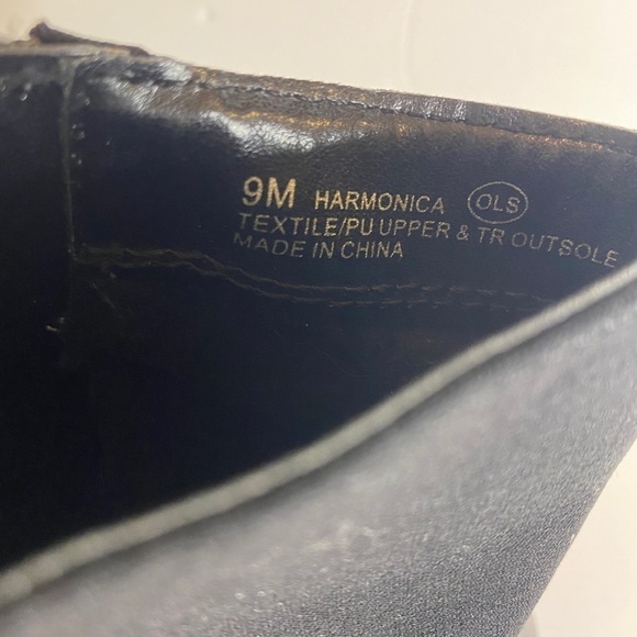 Aerosoles square toe 3” inch heel black boots / booties. Size 9 - Picture 9 of 9